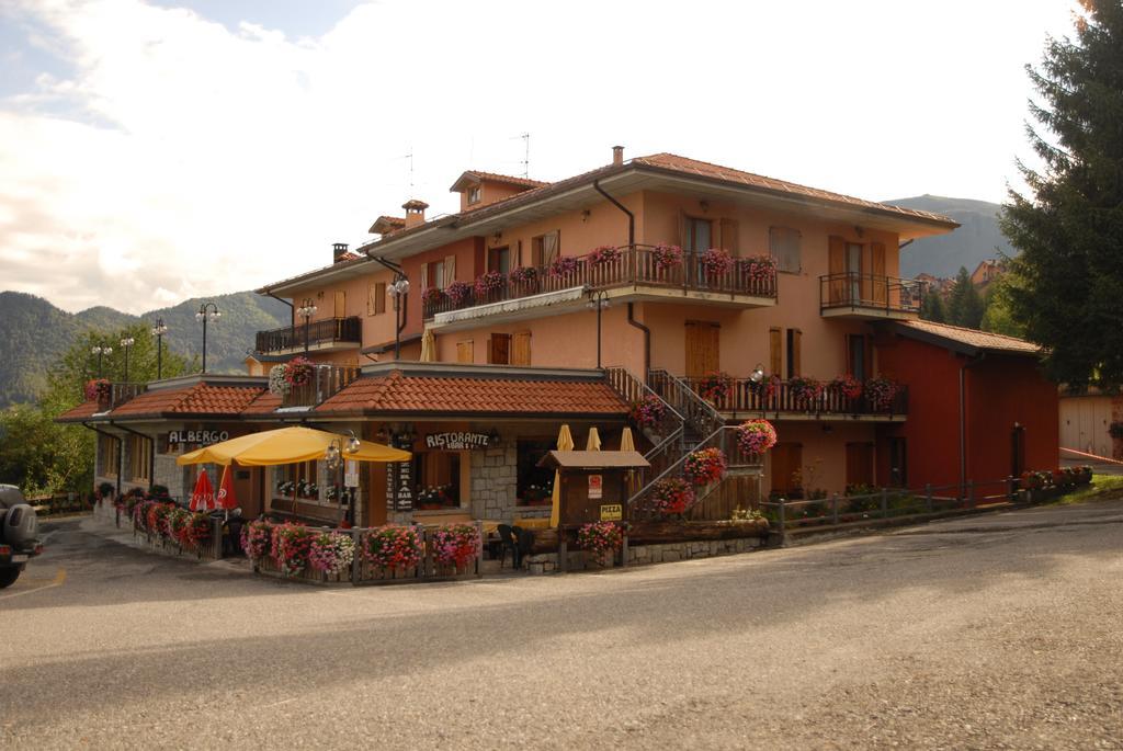 Albergo Legazzuolo Montecampione Artogne Dış mekan fotoğraf